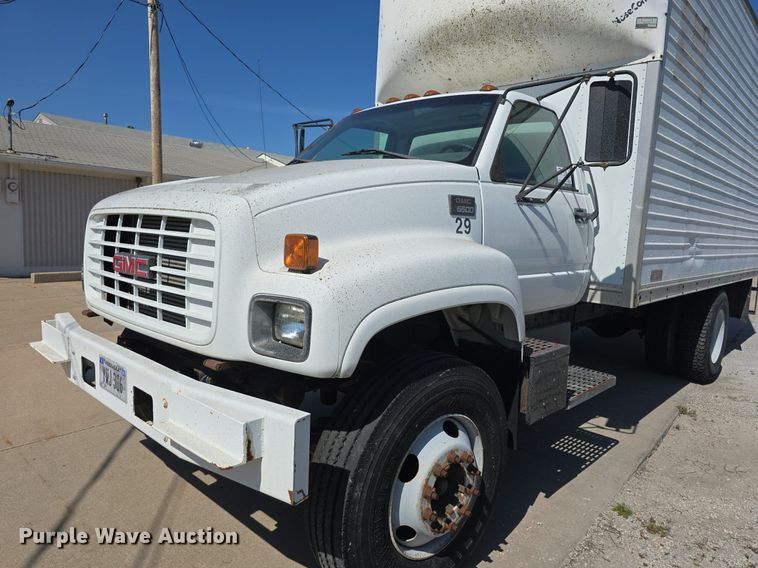 image for item DS4743 2000 GMC C6500 box truck