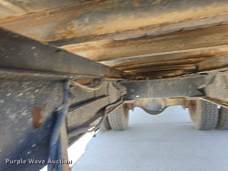 image for item DS4743 2000 GMC C6500 box truck