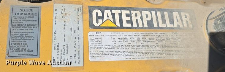 image for item DS4743 2000 GMC C6500 box truck