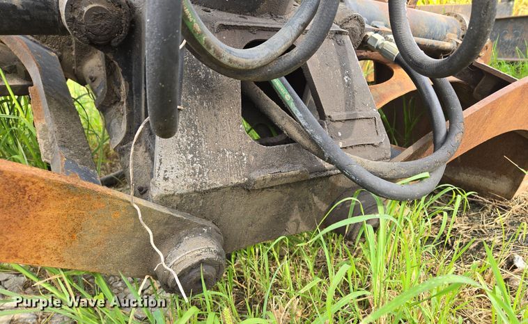 image for item DT7750 Hood 7000 truck mounted grapple 