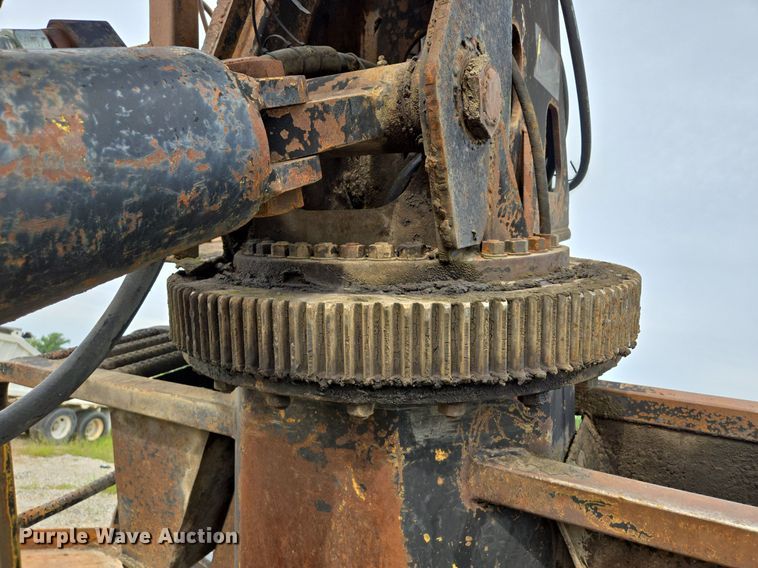 image for item DT7750 Hood 7000 truck mounted grapple 