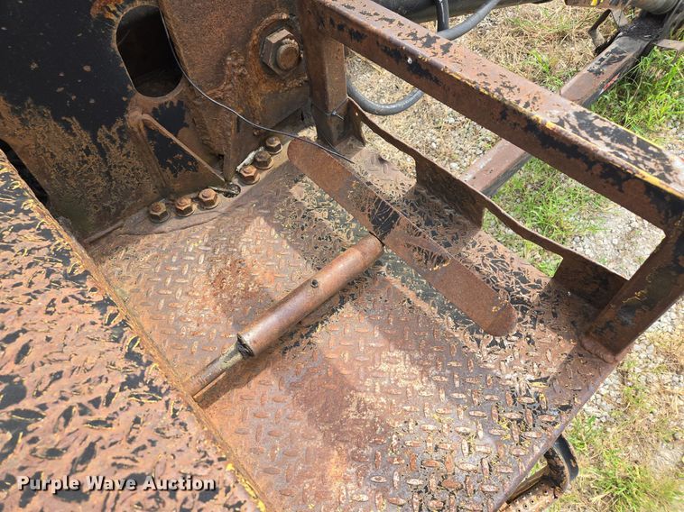 image for item DT7750 Hood 7000 truck mounted grapple 