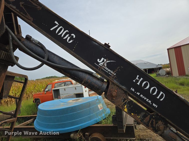 image for item DT7750 Hood 7000 truck mounted grapple 