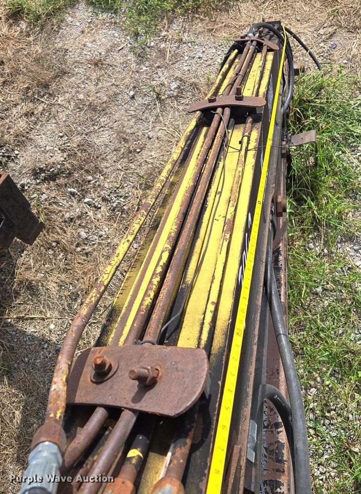 image for item DT7750 Hood 7000 truck mounted grapple 