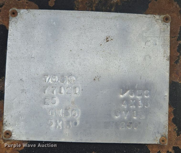 image for item DT7750 Hood 7000 truck mounted grapple 