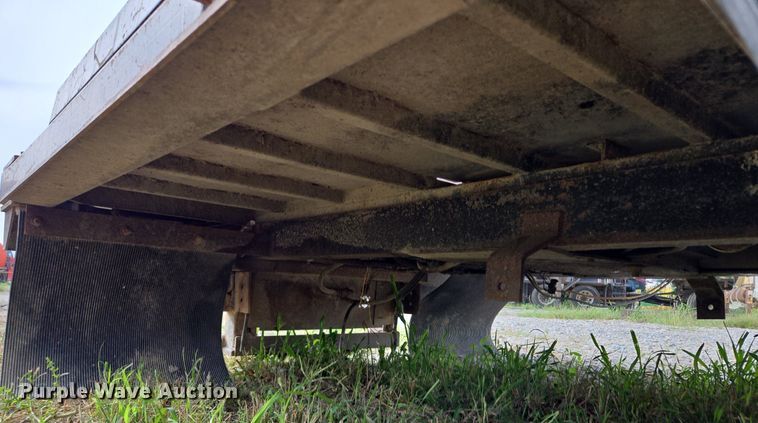 image for item DT7751 Cannonball hydraulic bale bed