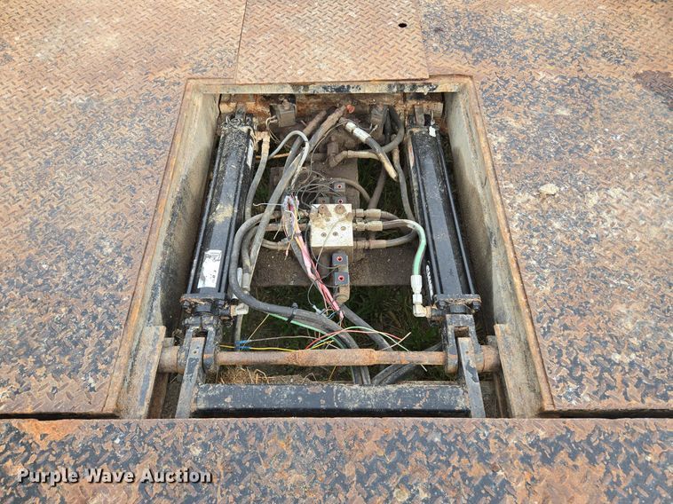 image for item DT7751 Cannonball hydraulic bale bed