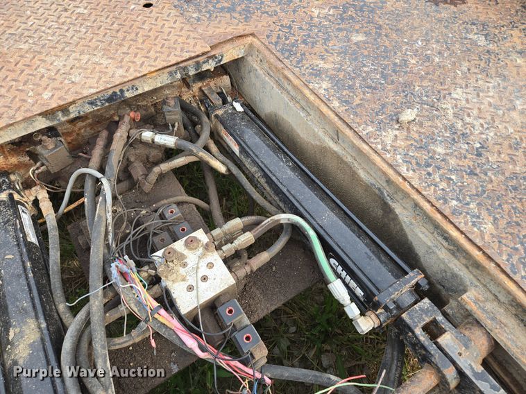 image for item DT7751 Cannonball hydraulic bale bed