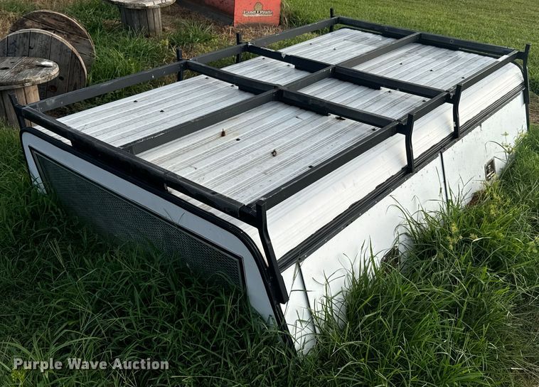 image for item DX1023 Pickup truck topper