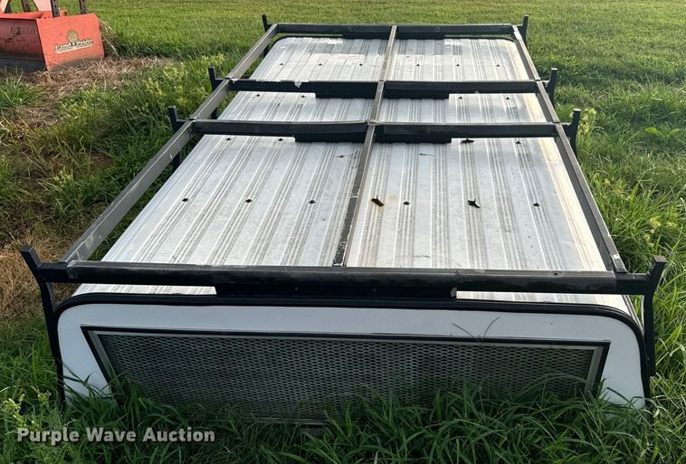 image for item DX1023 Pickup truck topper