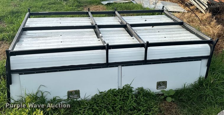 image for item DX1023 Pickup truck topper