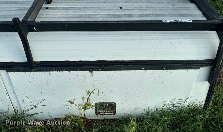 image for item DX1023 Pickup truck topper