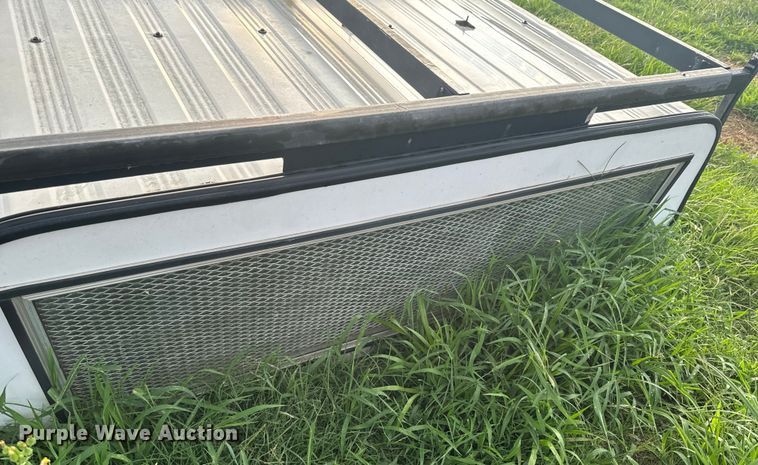 image for item DX1023 Pickup truck topper