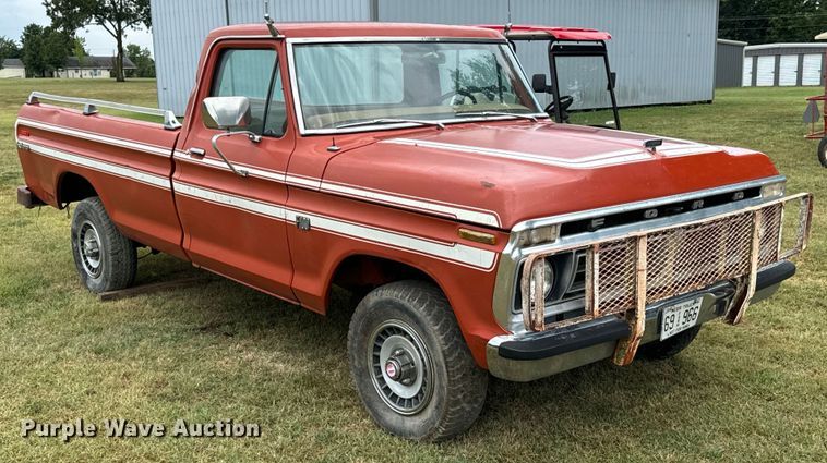 image for item DX1046 1976 Ford F100 pickup truck