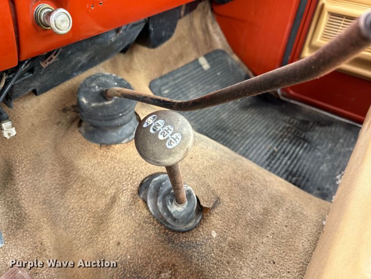 image for item DX1046 1976 Ford F100 pickup truck