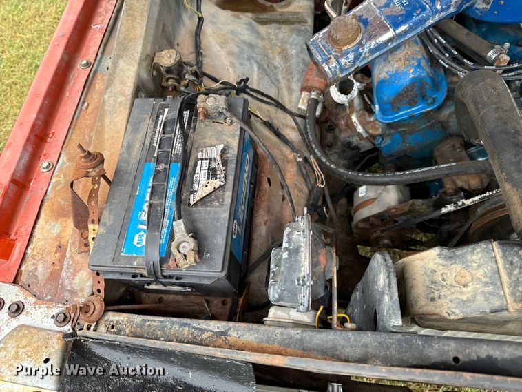 image for item DX1046 1976 Ford F100 pickup truck