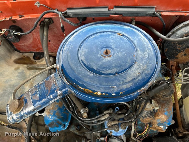 image for item DX1046 1976 Ford F100 pickup truck