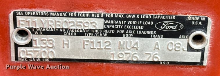 image for item DX1046 1976 Ford F100 pickup truck