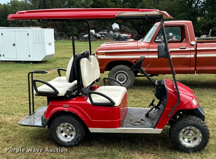 image for item DX1047 2010 Zone golf cart