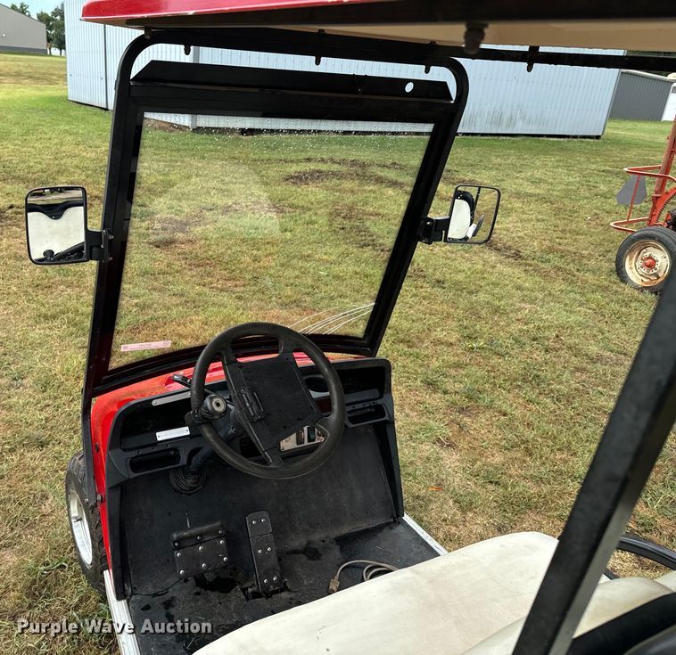 image for item DX1047 2010 Zone golf cart