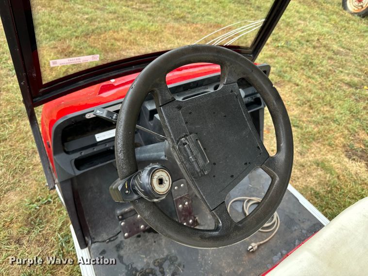 image for item DX1047 2010 Zone golf cart