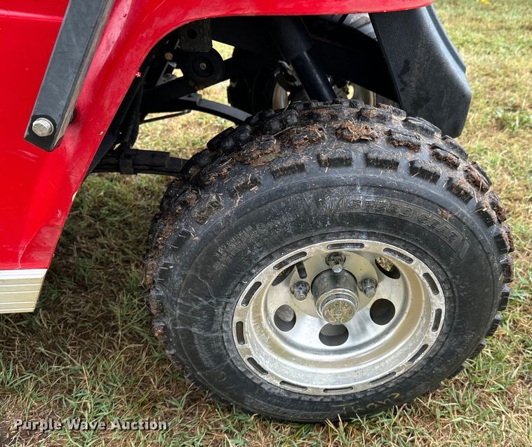 image for item DX1047 2010 Zone golf cart