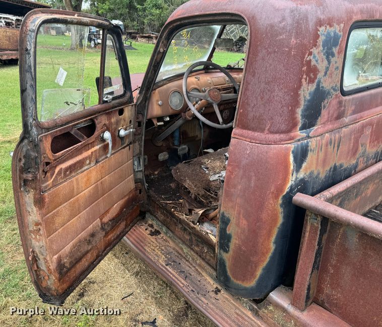 image for item DX1051 GMC pickup truck