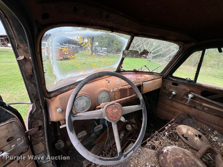 image for item DX1051 GMC pickup truck