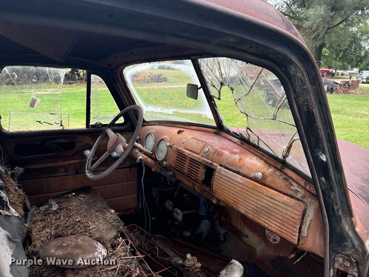 image for item DX1051 GMC pickup truck