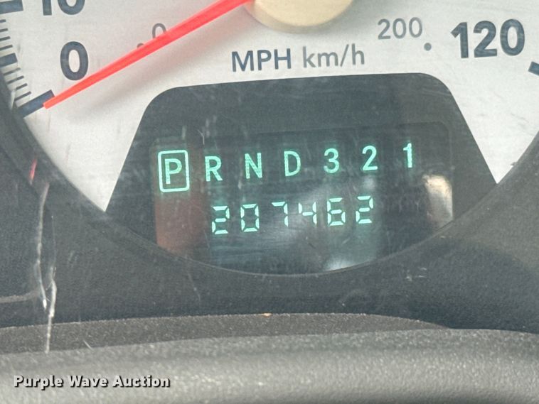 image for item DX1068 2008 Dodge Ram 3500 Quad Cab flatbed pickup truck