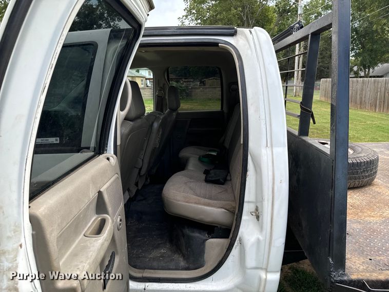 image for item DX1068 2008 Dodge Ram 3500 Quad Cab flatbed pickup truck