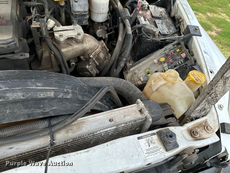 image for item DX1068 2008 Dodge Ram 3500 Quad Cab flatbed pickup truck