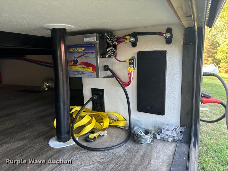 image for item DX1074 2020 Premier camper