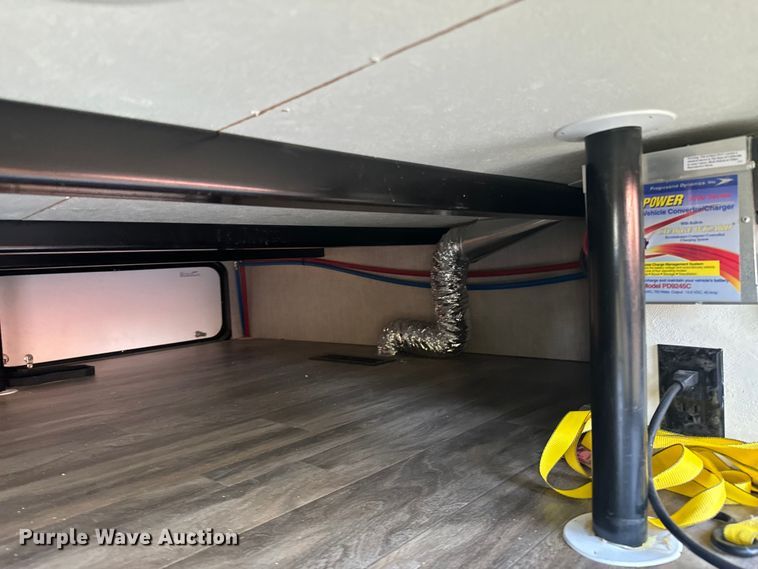 image for item DX1074 2020 Premier camper