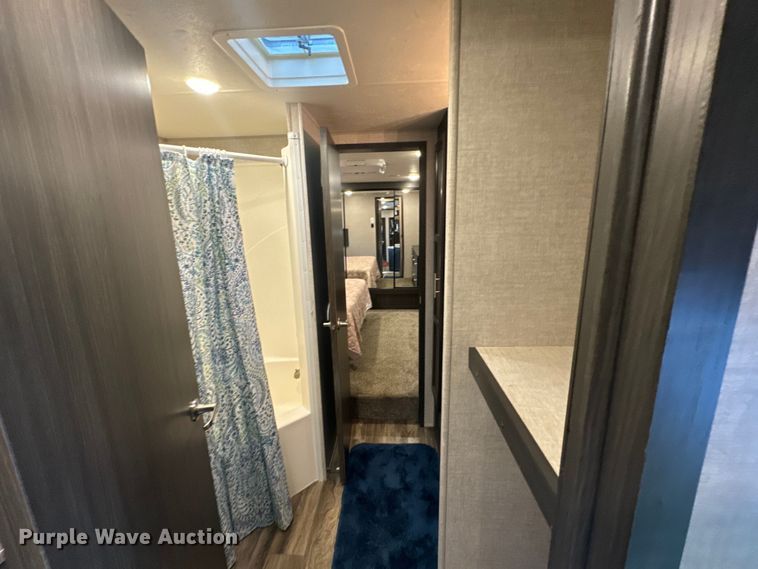 image for item DX1074 2020 Premier camper