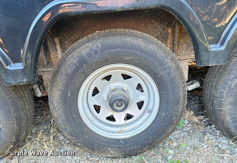 image for item DX1074 2020 Premier camper