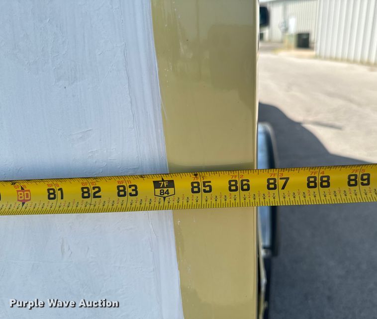 image for item DX1083 2013 GMC Savana G4500 refrigerated truck