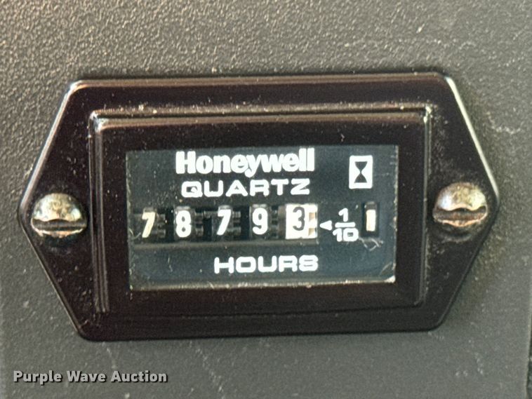 image for item DX1083 2013 GMC Savana G4500 refrigerated truck