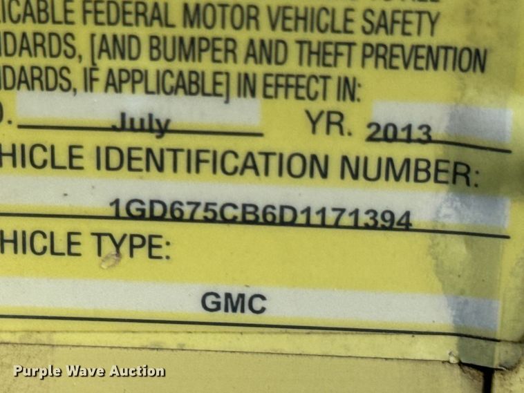 image for item DX1083 2013 GMC Savana G4500 refrigerated truck