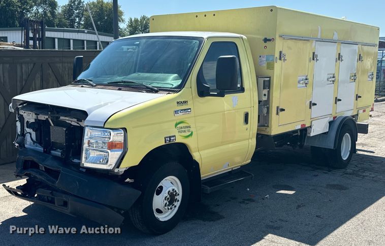 image for item DX1084 2018 Ford  Econoline E450 refrigerated truck