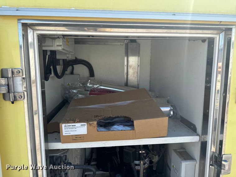 image for item DX1084 2018 Ford  Econoline E450 refrigerated truck