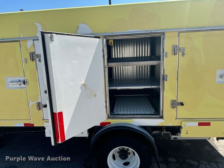 image for item DX1084 2018 Ford  Econoline E450 refrigerated truck