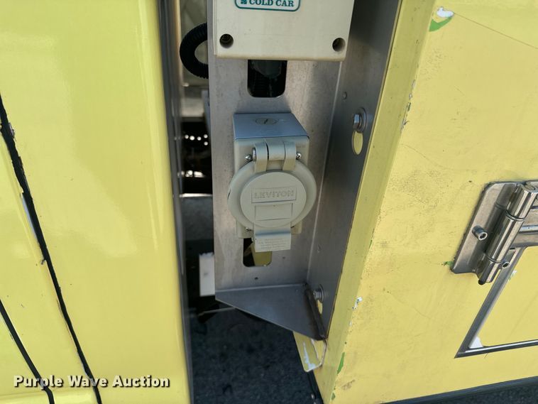 image for item DX1084 2018 Ford  Econoline E450 refrigerated truck