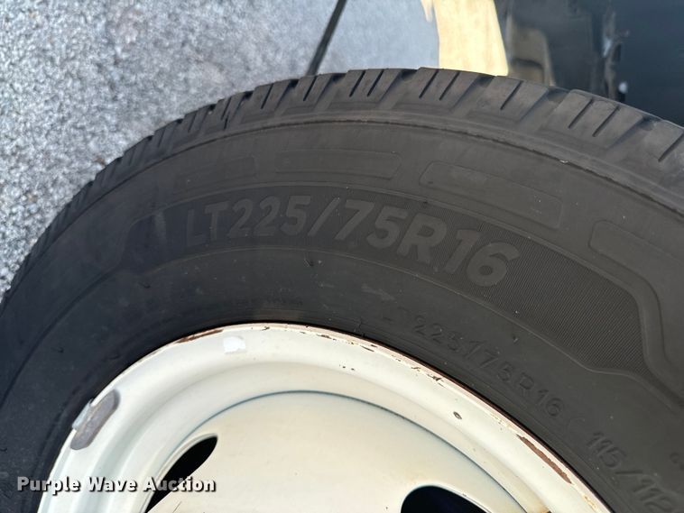 image for item DX1084 2018 Ford  Econoline E450 refrigerated truck