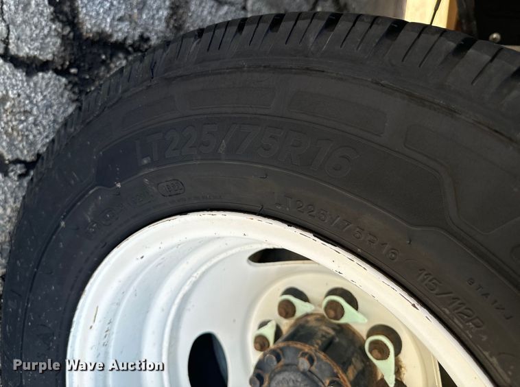 image for item DX1084 2018 Ford  Econoline E450 refrigerated truck