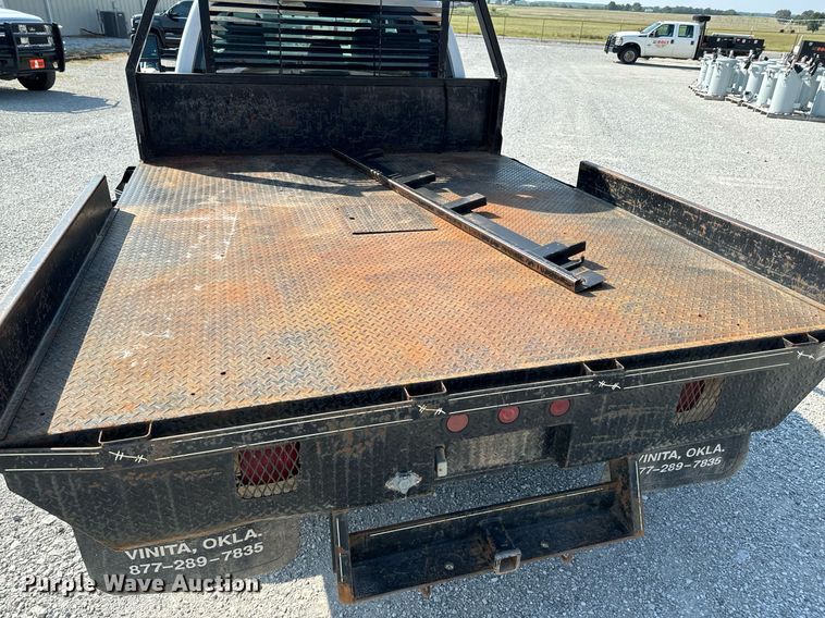 image for item DX1103 2012 Ford F350 Super Duty XL Crew Cab flatbed pickup truck