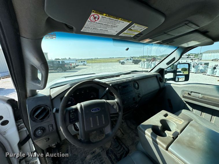 image for item DX1103 2012 Ford F350 Super Duty XL Crew Cab flatbed pickup truck