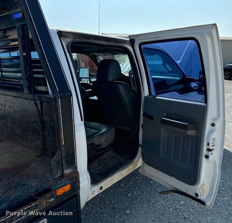 image for item DX1103 2012 Ford F350 Super Duty XL Crew Cab flatbed pickup truck
