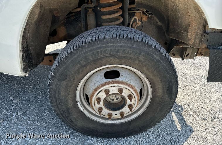 image for item DX1103 2012 Ford F350 Super Duty XL Crew Cab flatbed pickup truck