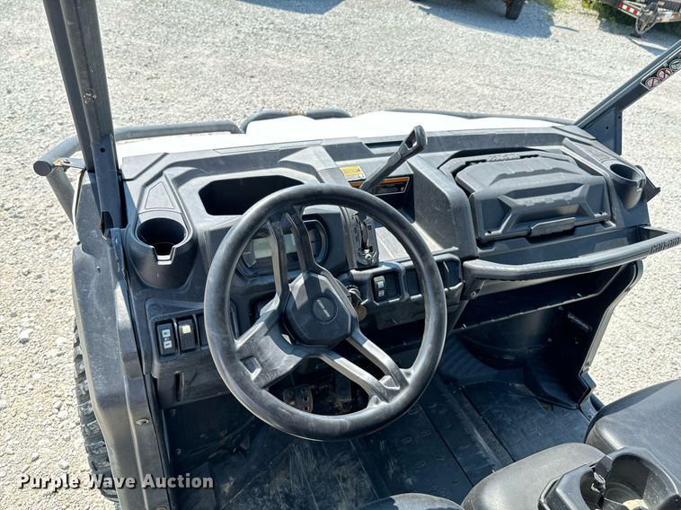 image for item DX1108 2020 Can-Am SSV Defender utility vehicle